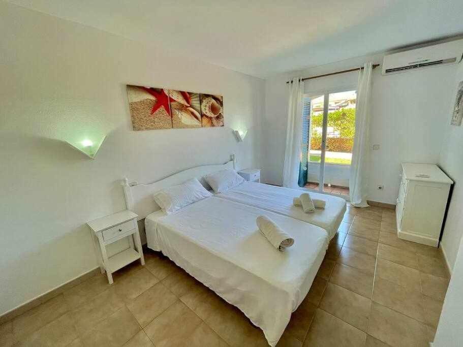 Pura Vida Apartamento Con Piscina Cala'N Blanes  Exterior photo